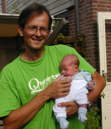 Trotse vader !     (Met weer dank aan Sjors)